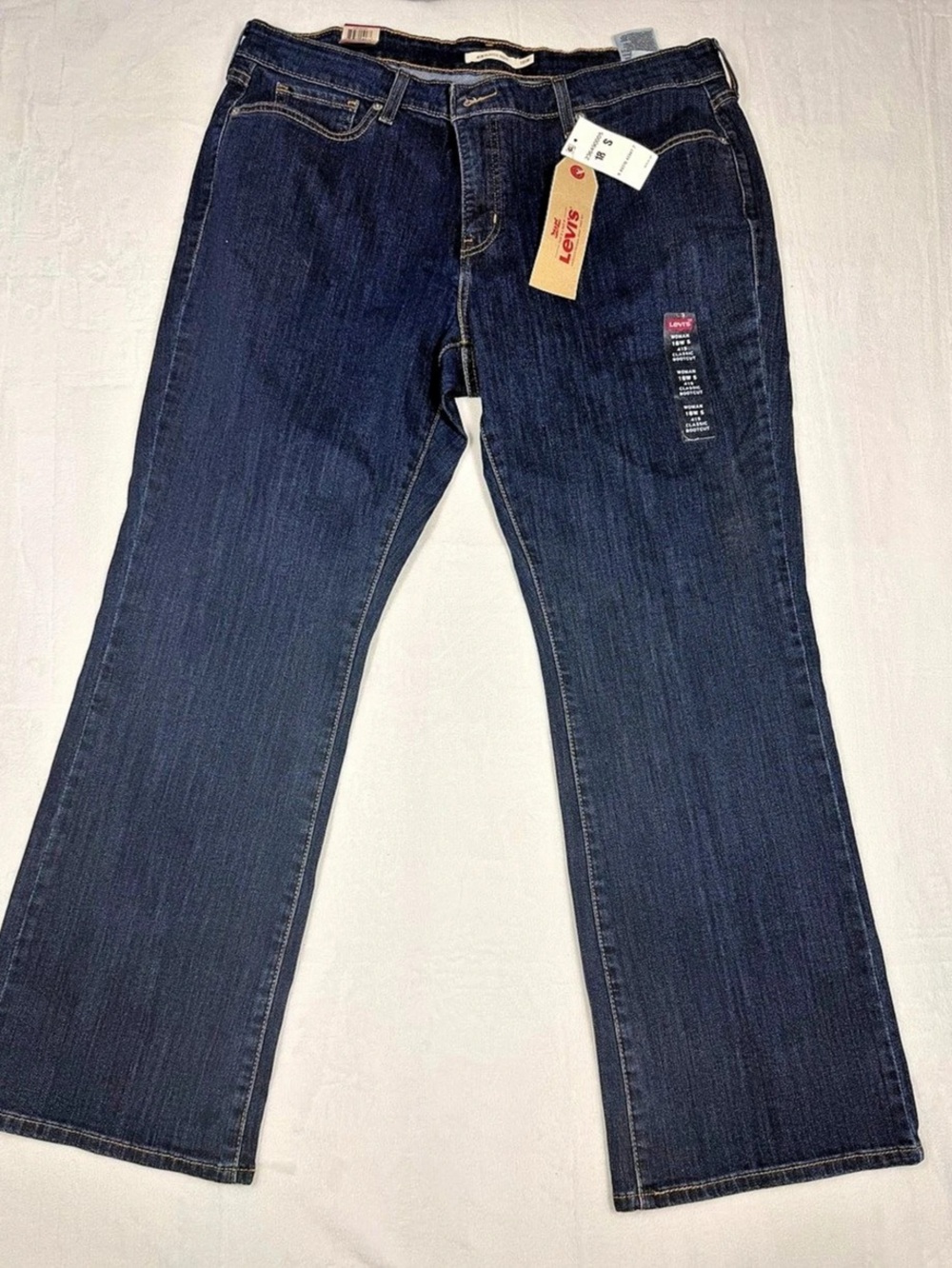 Levi's 415 Classic Bootcut Jeans in Blue Size 18W NWT